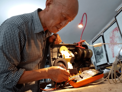 【记忆】李海 ‖ 朱纯一:与收音机相伴一生的人