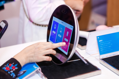 引领家庭便捷就医新时代 微医通全新生态产品亮相成都微时代